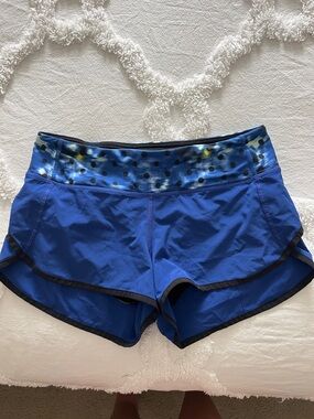 Lululemon Blue Women’s Shorts size 4